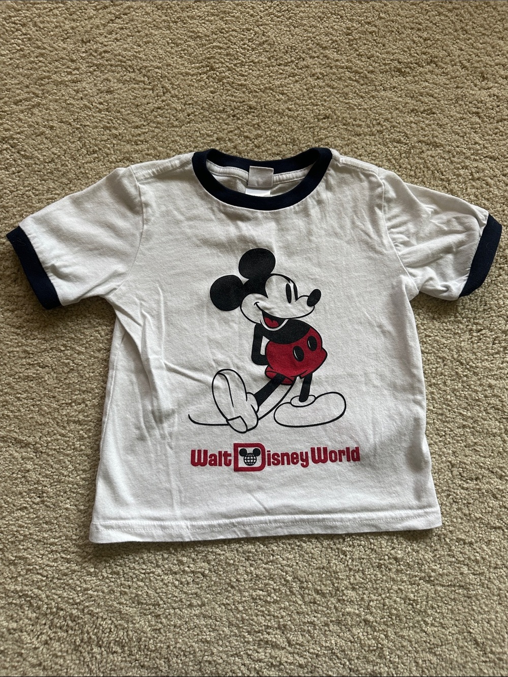 Walt Disney World Mickey Vintage Tshirt (5-6 year old)